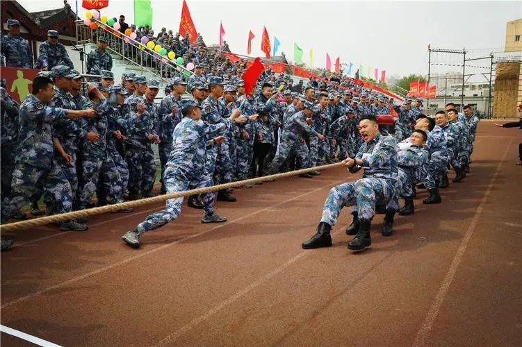 单人网球拍怎么装袋子图解